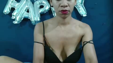 Snapshot of bella_sexy99 chatting on 02-15-25, 02:47 bella_sexy99 online show from 02-15-25, 02:47