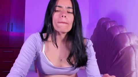 Valeria Model Independent online show from 11-14-25, 05:39