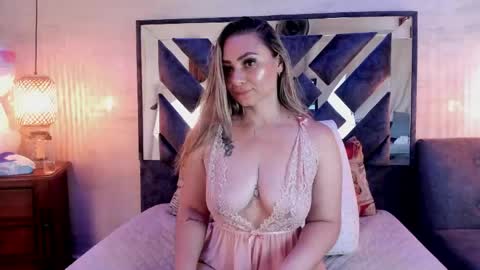 Snapshot of bella_volup chatting on 04-25-26, 01:41 bella_volup online show from 04-25-26, 01:41