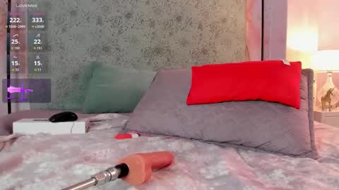 Bella Becca  online show from 12-20-25, 05:09