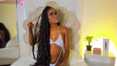 Bella Dajud online show from 02-01-26, 10:41