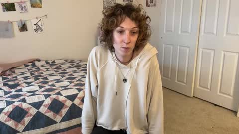 Snapshot of bellababy444 chatting on 01-11-25, 06:44 bellababy444 online show from 01-11-25, 06:44