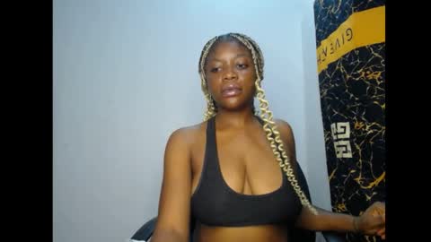 Snapshot of bellababy7 chatting on 04-30-26, 08:57 bella online show from 04-30-26, 08:57