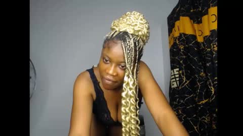 Snapshot of bellababy7 chatting on 05-26-26, 06:26 bella online show from 05-26-26, 06:26