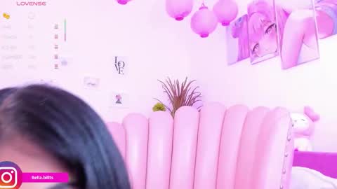 Bella online show from 12-02-25, 01:17