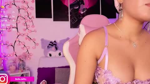 Bella online show from 03-20-26, 02:11