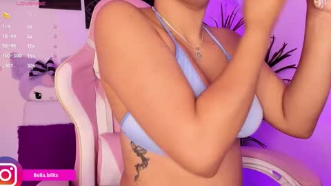 Bella online show from 03-25-26, 01:06