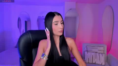 Snapshot of bellacarteer_ chatting on 06-14-26, 11:29 Bella C online show from 06-14-26, 11:29