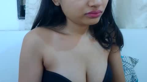 bellacrystall online show from 03-31-26, 05:52