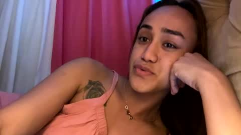 Snapshot of belladeputaxx chatting on 07-16-26, 02:17 IM BELLA online show from 07-16-26, 02:17