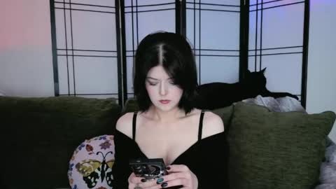 Snapshot of belladonnafortune chatting on 05-05-26, 01:02 Miss Fortune online show from 05-05-26, 01:02