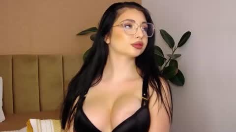 Snapshot of bellahere chatting on 07-17-26, 09:27 Diana online show from 07-17-26, 09:27