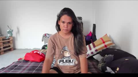 BellaLovesHerFellas online show from 05-27-26, 09:50