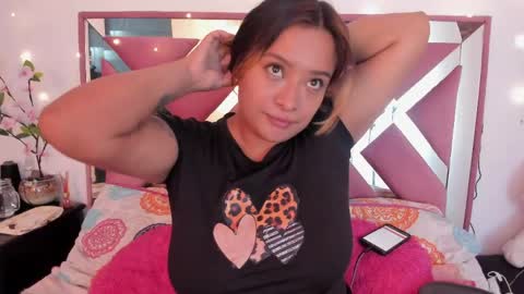 bellalumi online show from 05-23-26, 03:45