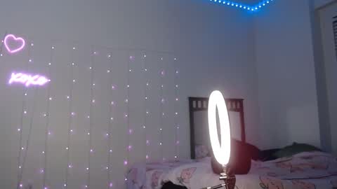 Bella Monroe online show from 02-21-25, 07:45