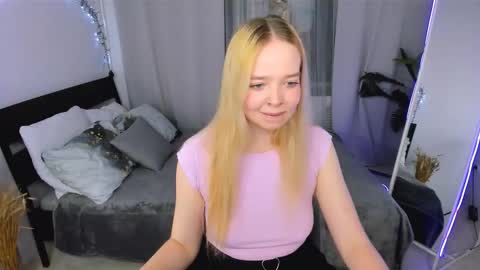 Bella online show from 11-24-25, 08:41