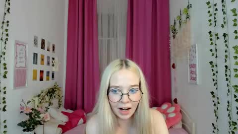 Bella online show from 05-01-26, 04:00