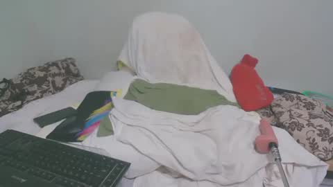 Snapshot of bellamorena06 chatting on 02-06-25, 04:53 BELLAMORENA06 online show from 02-06-25, 04:53