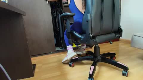 Camille  online show from 09-18-25, 08:55