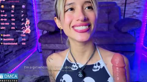 Snapshot of bellaodisea chatting on 04-28-26, 02:38 online show from 04-28-26, 02:38