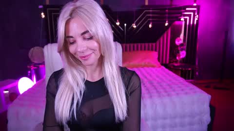 Bella online show from 03-27-26, 01:55