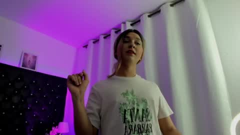 bellaroge online show from 04-21-26, 04:19