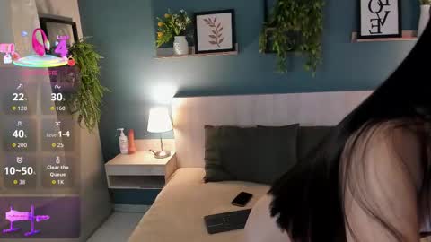 BELLA online show from 12-15-25, 08:57