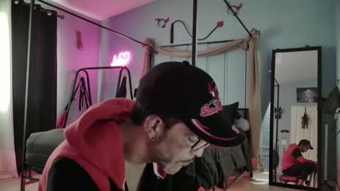 Bellaskeykeeper online show from 04-12-26, 08:47