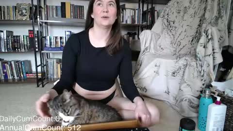 BellaStrange69 online show from 04-12-26, 05:29