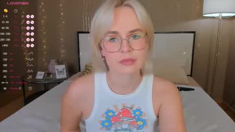 Bella online show from 09-19-25, 12:45