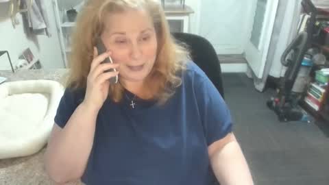 Bellavoca online show from 11-10-25, 10:42