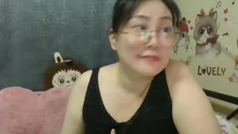 Snapshot of bellbabe chatting on 10-02-25, 05:14 Bella online show from 10-02-25, 05:14