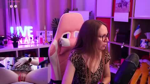 Alice online show from 03-11-26, 07:36