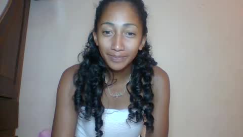belle_annah online show from 05-15-26, 06:42