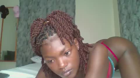Snapshot of belle_bubbles chatting on 05-19-26, 08:15 bubbles online show from 05-19-26, 08:15