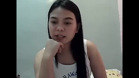 Snapshot of belle_ph chatting on 01-15-25, 06:43 Belle online show from 01-15-25, 06:43