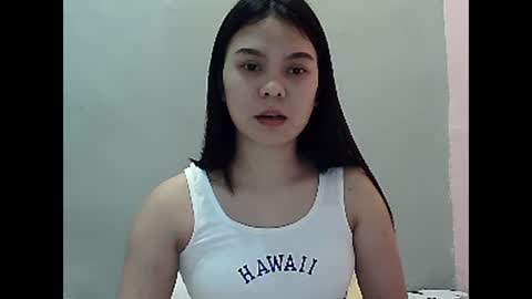 Snapshot of belle_ph chatting on 01-15-25, 06:51 Belle online show from 01-15-25, 06:51