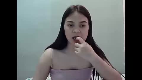 Snapshot of belle_ph chatting on 03-03-25, 10:06 Belle online show from 03-03-25, 10:06
