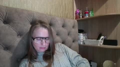 Amelia online show from 11-15-25, 05:42