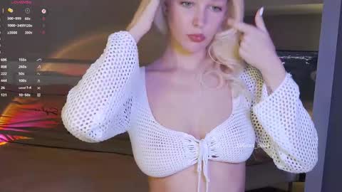 Snapshot of bellean_blare chatting on 09-12-25, 05:13 BELLEAN online show from 09-12-25, 05:13