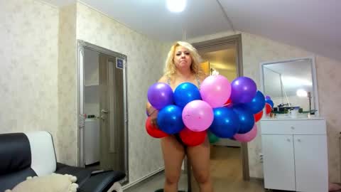 Vivi online show from 11-06-25, 05:41