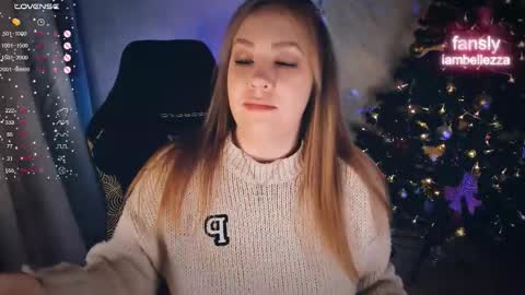 Your Annabelle Wolf  online show from 12-14-25, 05:07