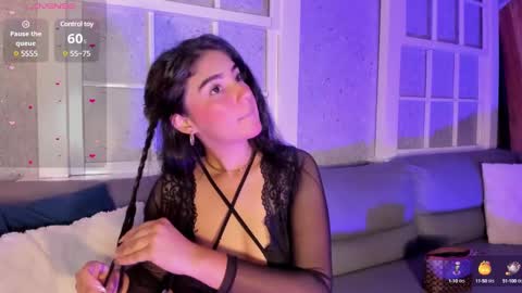 Snapshot of bellinda_21 chatting on 01-20-25, 07:04 Belinda online show from 01-20-25, 07:04