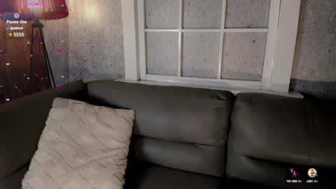 Snapshot of bellinda_21 chatting on 01-26-25, 07:09 Belinda online show from 01-26-25, 07:09