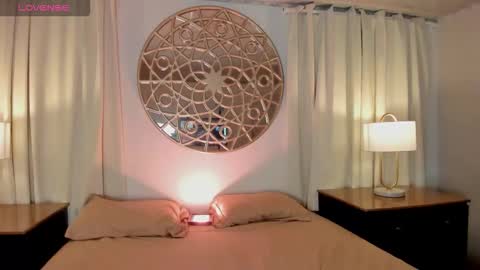 Snapshot of bellinda_21 chatting on 09-24-25, 07:17 Belinda online show from 09-24-25, 07:17