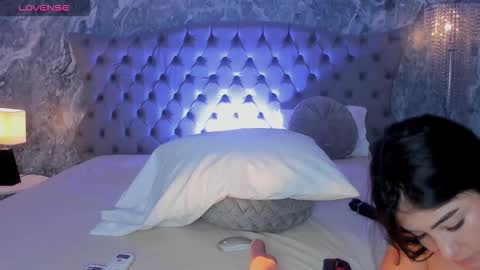 Snapshot of bellinda_21 chatting on 10-02-25, 07:10 Belinda online show from 10-02-25, 07:10