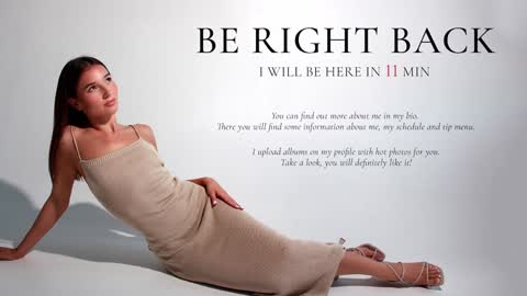 Bella online show from 12-30-24, 03:36