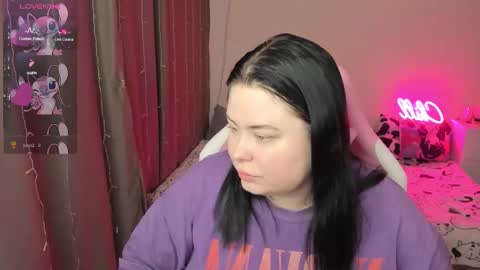 LinaBoo online show from 02-02-26, 04:11