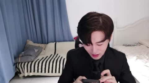 Ben online show from 09-12-25, 01:55