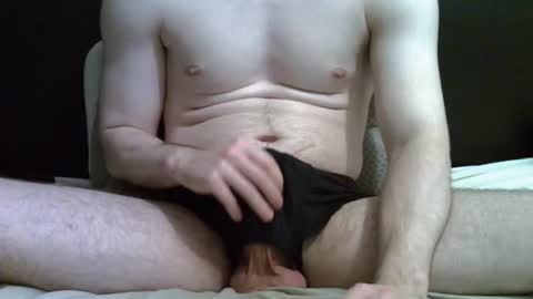 Snapshot of ben948900 chatting on 11-10-25, 08:52 ben948900 online show from 11-10-25, 08:52